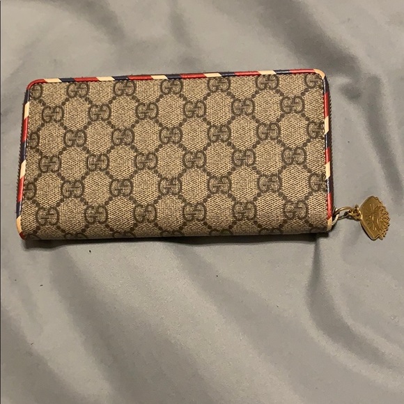 Gucci Wallet - Picture 2 of 7